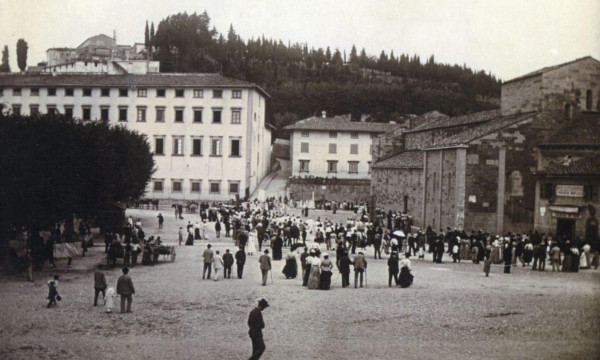 piazza-mino-fiesole-1880-circa