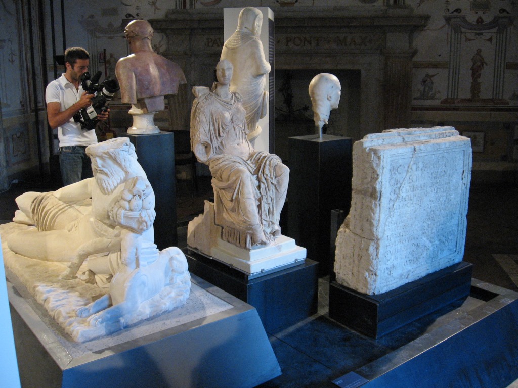 Reperti da Fiesole in mostra a Roma