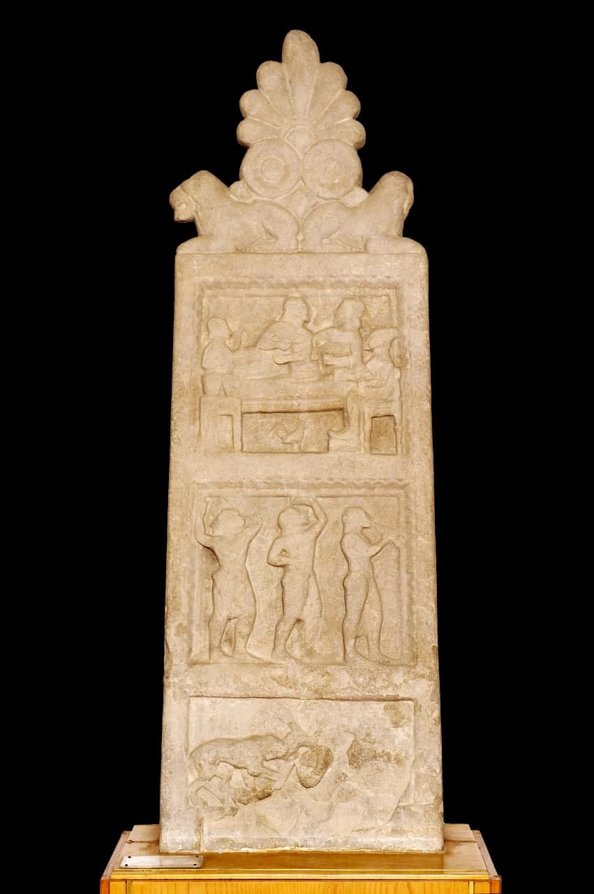 Fig. 3 – Stele funeraria etrusca, VI sec. a.C., Museo Civico Archeologico di Fiesole
