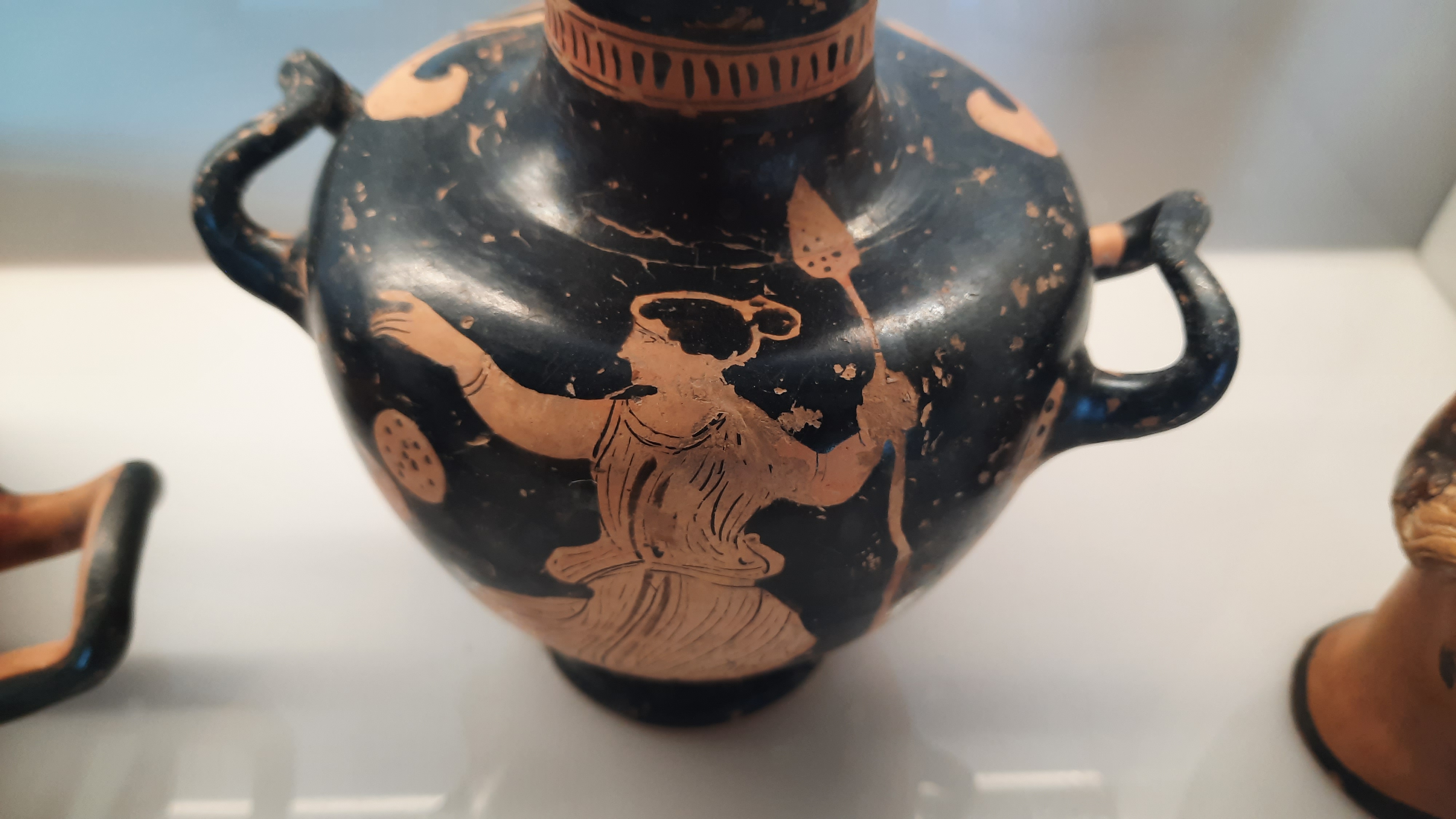 Baccanti nella drammaturgia e nell’arte greca